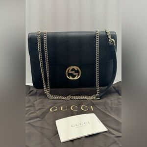 USED GUCCI SHOULDER BAG